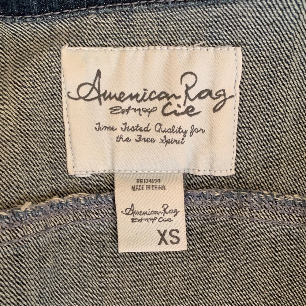 EUC- American Rag Dark/Distressed Denim Jacket! - Picture 6 of 6